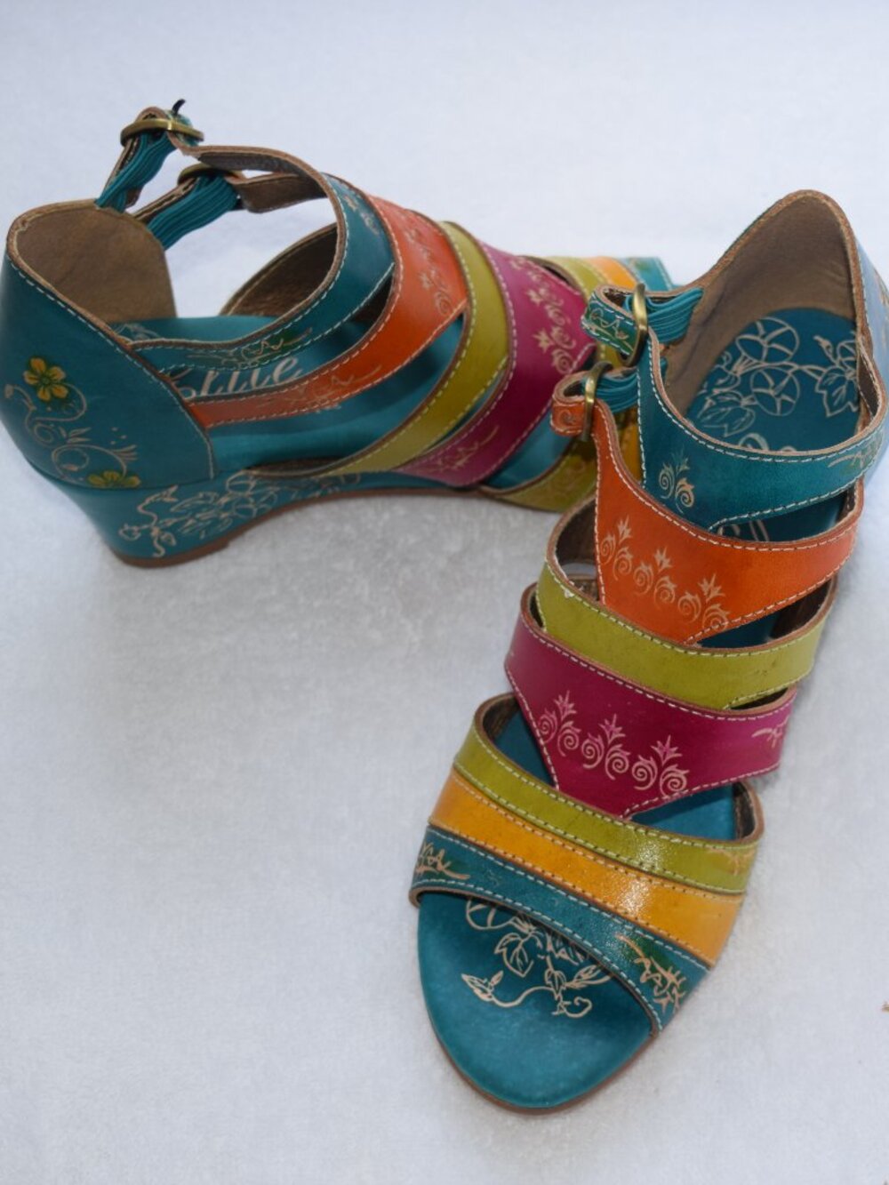 NEW Elite By Corkys Artsy Multi-color Leather Buckle Wedge Sandals Size 38/US 8